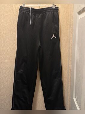 Jordan Kids Black Jogger Pants with White Jumpman
